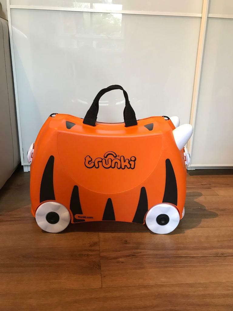 trunki tipu tiger ride on suitcase